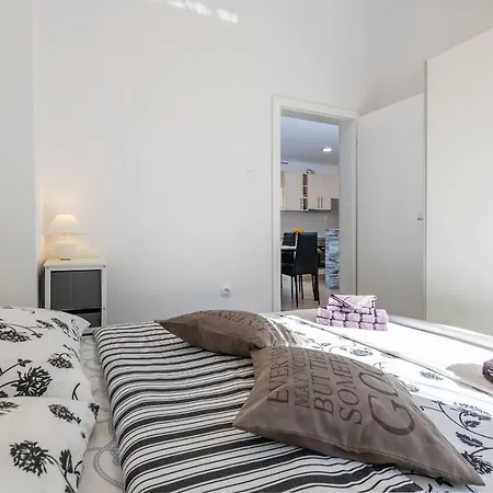 Petra Apartamento *